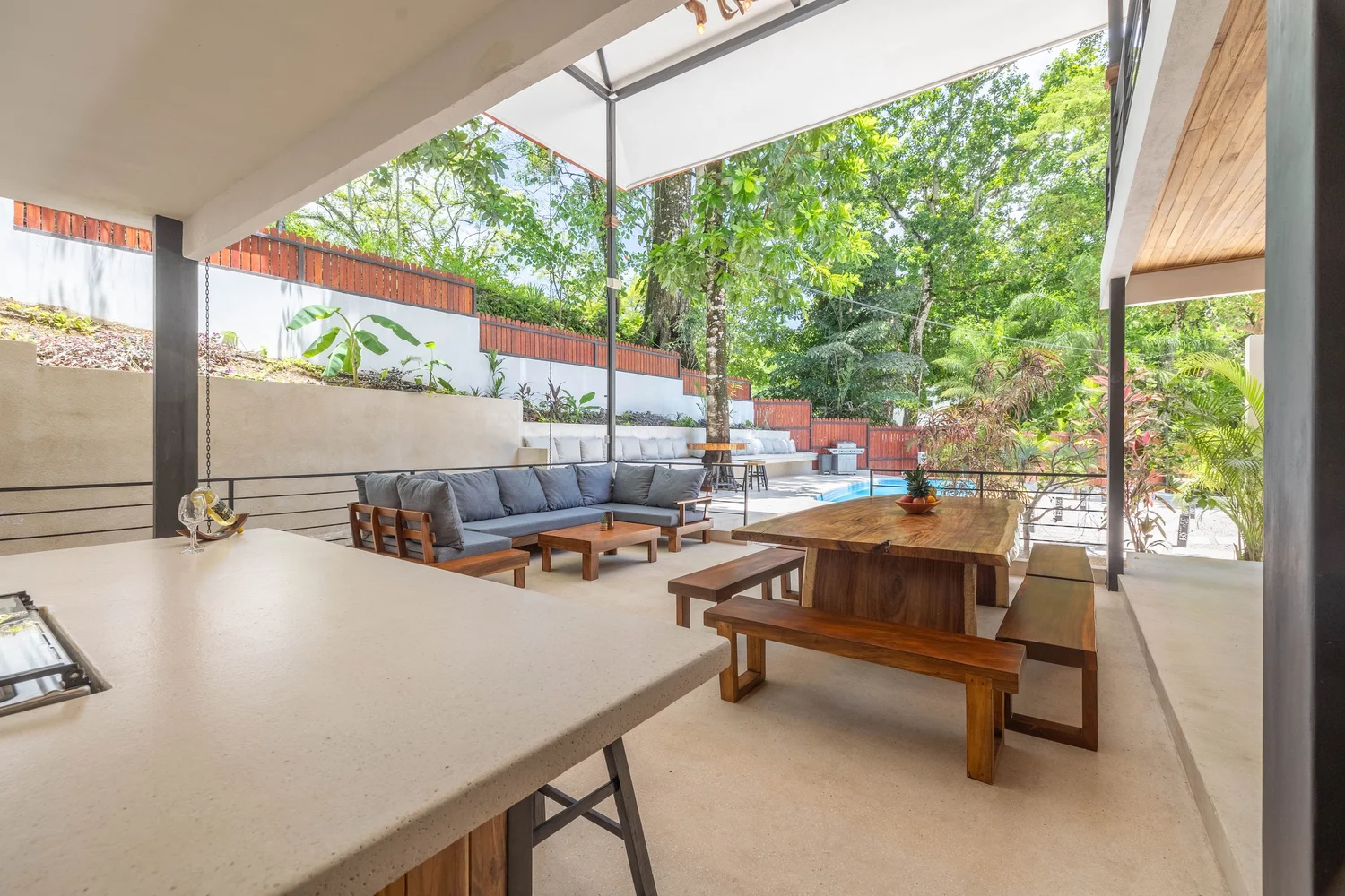 7BR Oasis: Vacation Home in Santa Teresa, Near to the Beach image 5