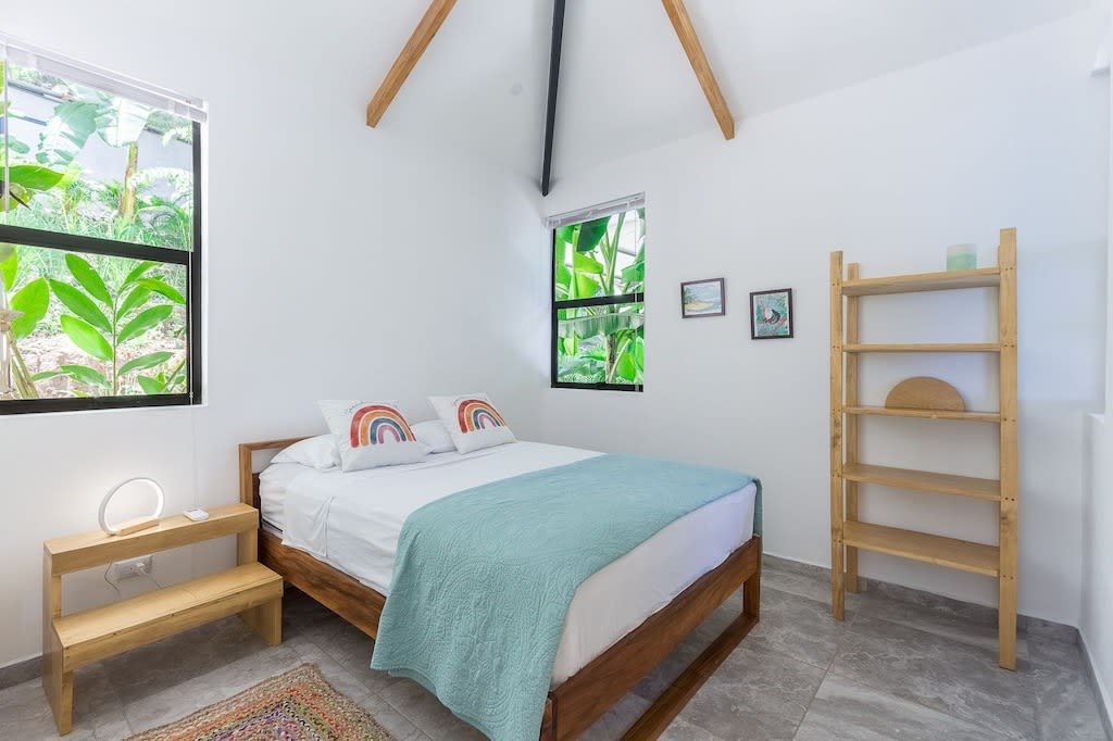 Aysana Jungle House with Ocean View, Shared Pool and Minutes to the Beach in Santa Teresa image 4